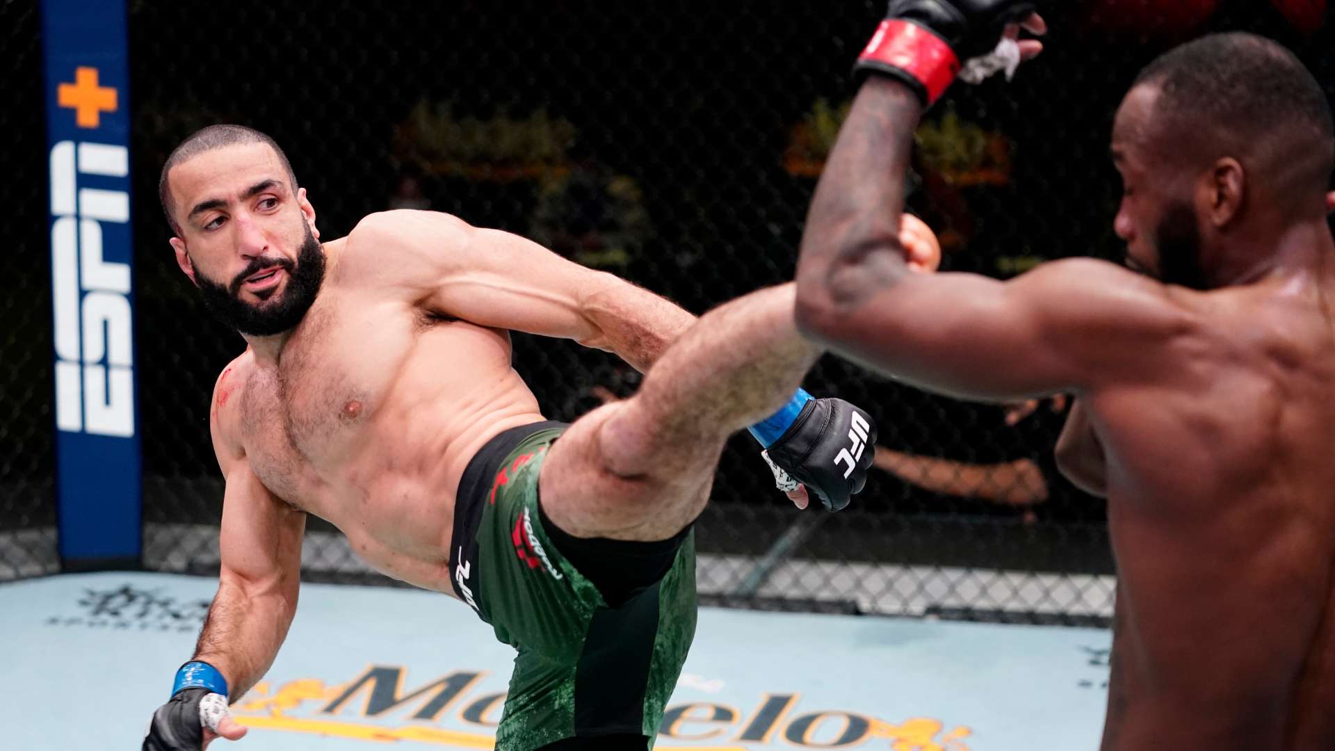 電訊報：曼聯預計6000萬鎊轉會費簽下卡塞米羅.