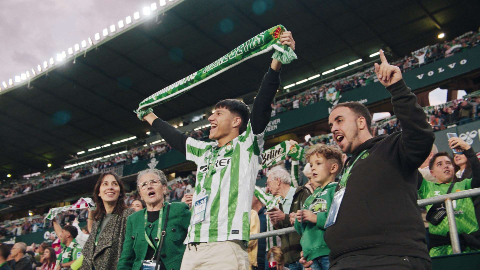 意甲第31輪AC米蘭0-0博洛尼亞 33腳打門難進球.