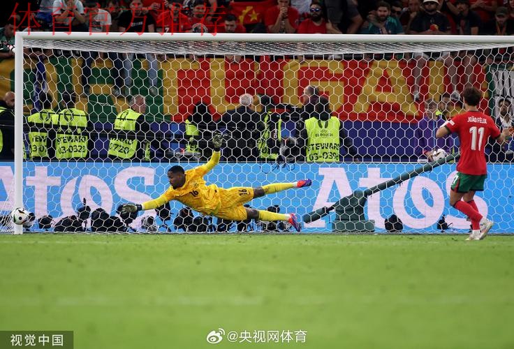 CAL半决赛上演点球大战 宏兴海龙星会师决赛